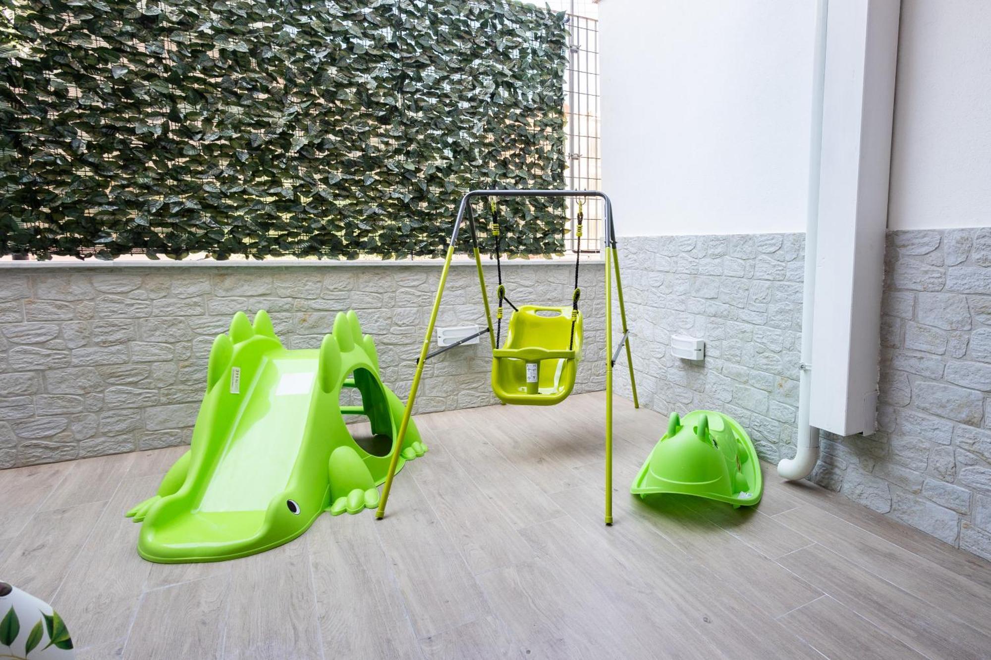 Ludo Holiday House - Charming Con Patio A Due Passi Dalla Cattedrale Palermo Exterior photo